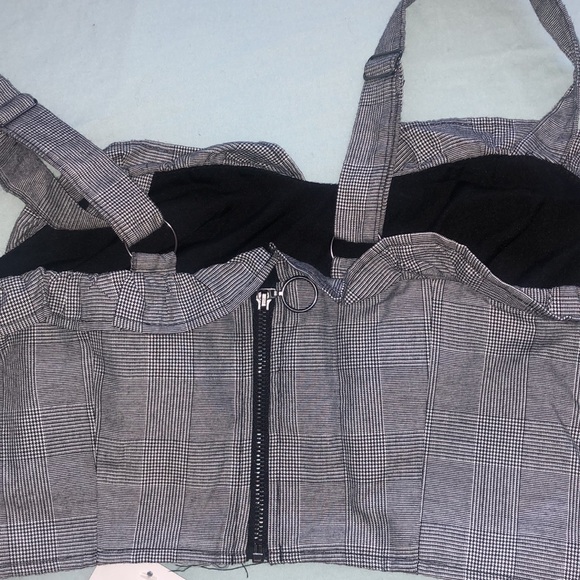 90s zip back Plaid Crop Top - Picture 4 of 4
